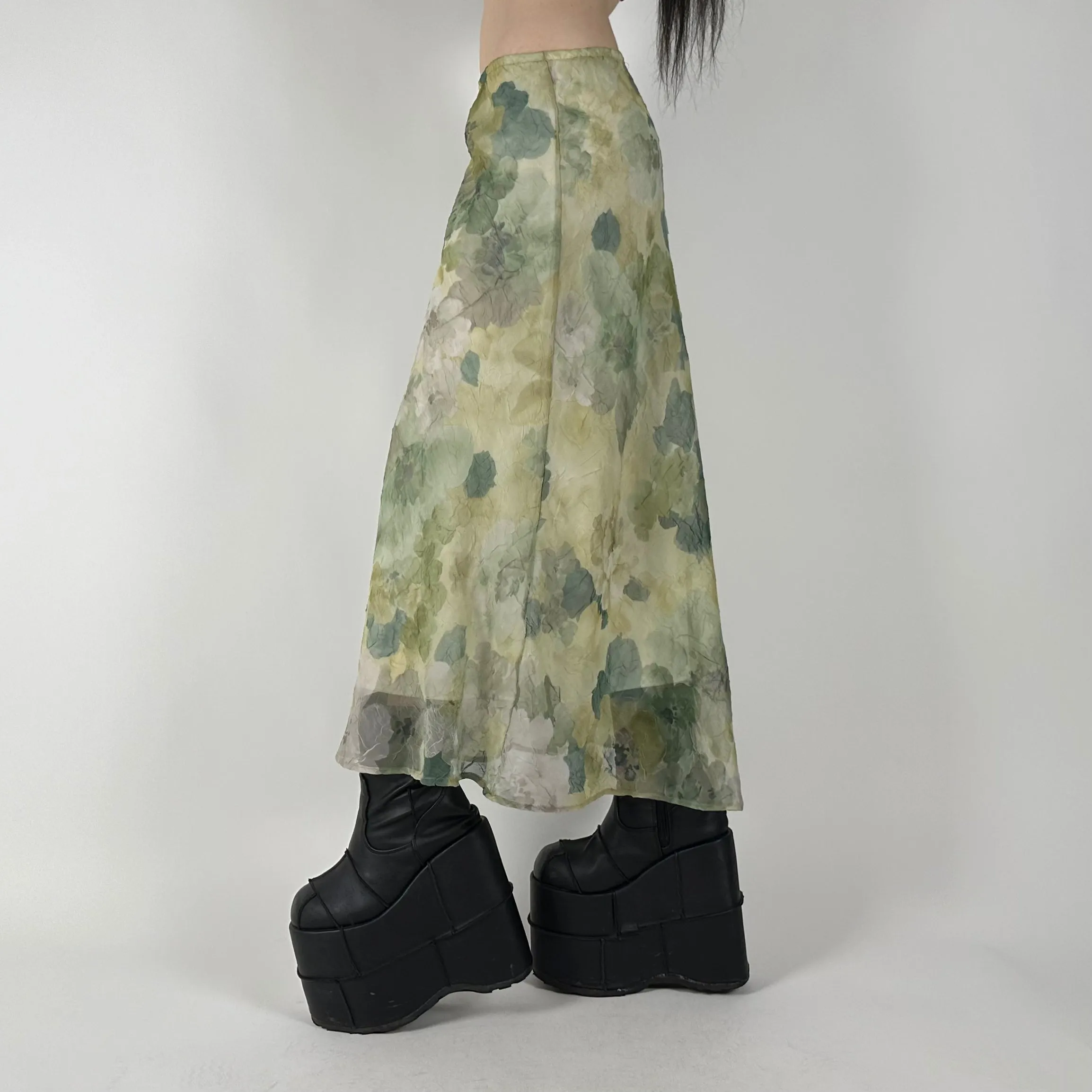 90s Sage Green Floral Maxi Skirt (S)