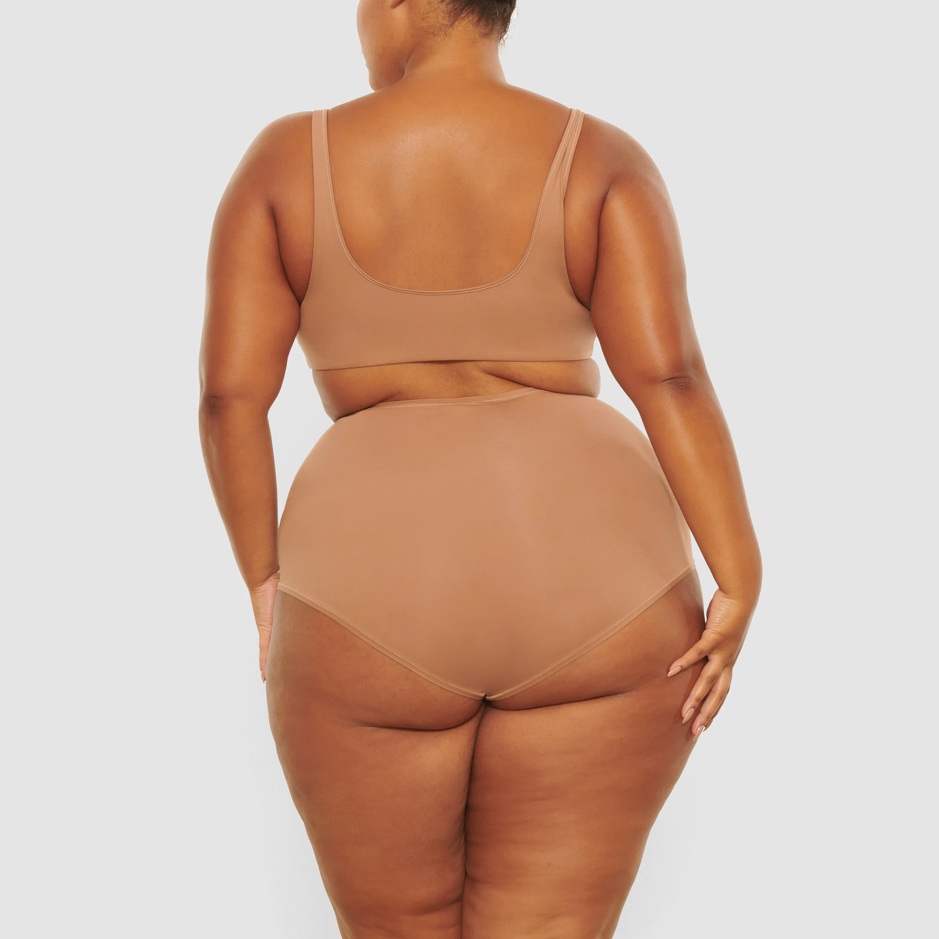 BODY BASICS BOY SHORT | SIENNA