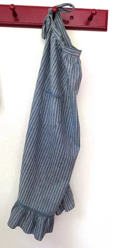 Early Farmhouse Apron Blue Chambray